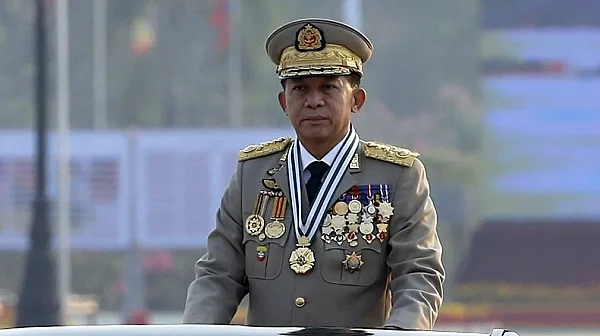 Генералът, който превзе властта, вече е президент. Какво се случва в Мианмар?