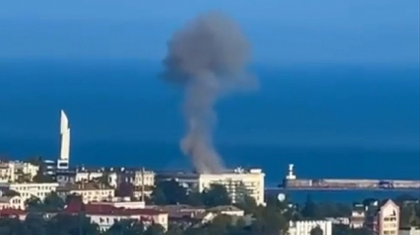 Дрон атакува щаба на руския черноморски флот в Крим  /видео/