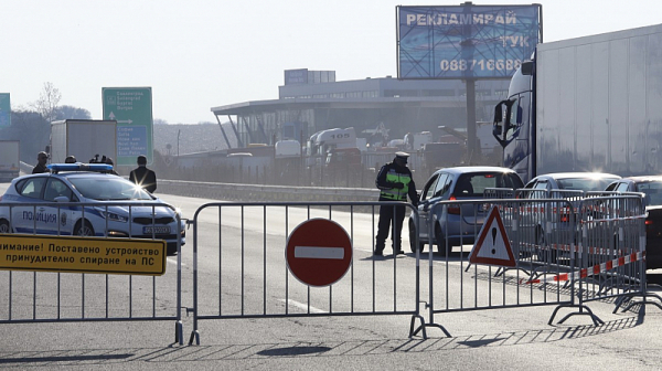 Сериозни проверки започват на хората, които искат да влязат в София