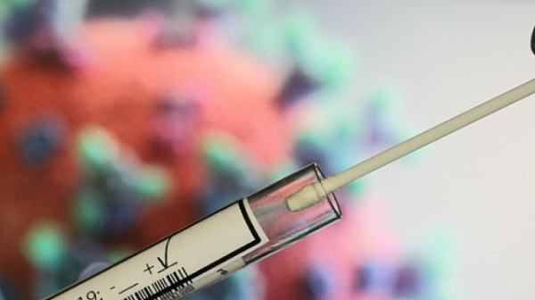 Ковид-19 за денонощието: Един починал, над 100 заразени и 83-ма ваксинирани