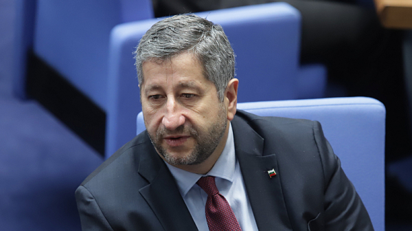 Христо Иванов: Президентът прави кампания той еднолично да определя служебното правителство