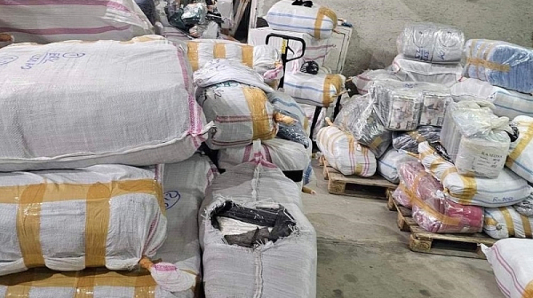 Дрехи ментета за Европа хванаха на граничен пункт „Лесово”