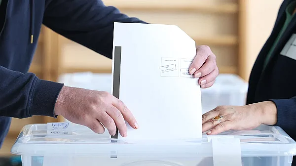 ЦИК отваря приема на заявления за гласуване в чужбина