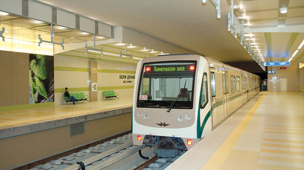 Спират Линия 3 на метрото на 8 и 9 ноември