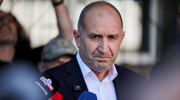 Румен Радев: Продължаваме с Европа, но тя трябва да е силна