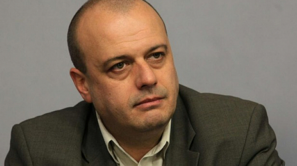 Депутатът Христо Проданов: Извънредната ситуация не значи безконтролна ситуация
