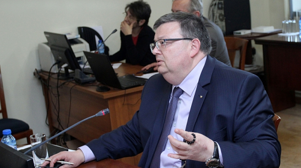 Без изненади: Депутатите избраха Цацаров за председател на КПКОНПИ