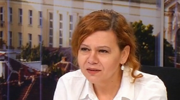 Соня Момчилова: Зомбита, в това се превръщаме от ден на ден. В това ще превърнем и децата си