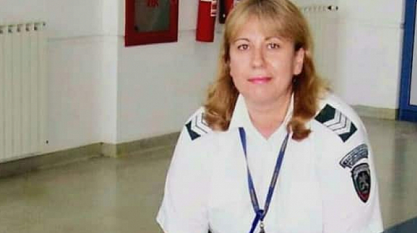 Полицайка за ”колежката” Симона Радева: Извратенячка, който я е назначил, къде е блеел!