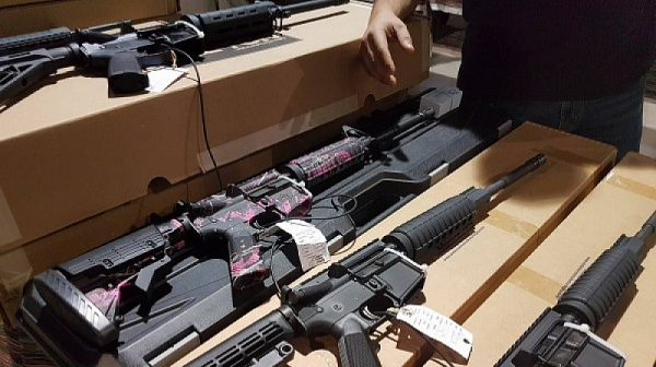 Великобритания и Чехия отказаха да издават лицензи за продажби на оръжия на Турция