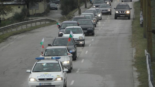 Протестиращи в Бургас организират автошествие с над 200 автомобила