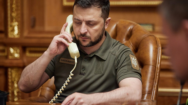 Зеленски обяви, че е провел съдържателен разговор с Уиткоф и Къшнър