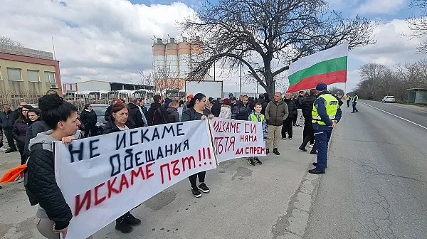 „Ние не мълчим“: Жители на Каблешково с нови искания за безопасен път до Бургас