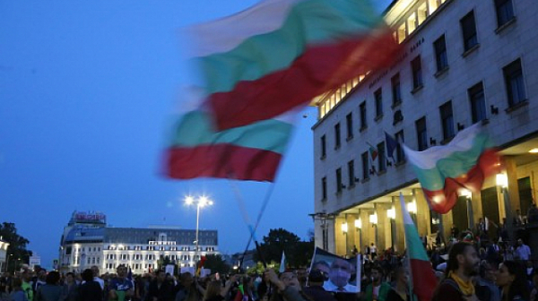 Ден 89 на протеста: Под знака на дебата в европарламента за България