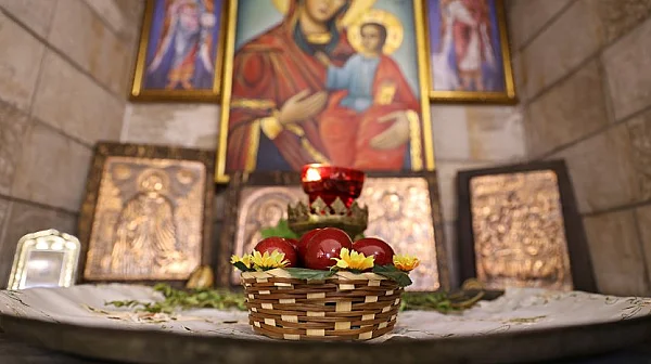 Светли вторник: Почит към Богородица и продължение на радостта от Възкресението