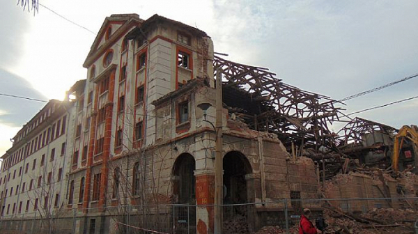 Вдигат жилищна сграда на мястото на съборените тютюневи складове в Пловдив