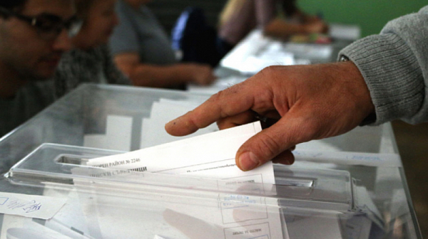Контролиран вот застрашава близо 1730 избирателни секции у нас, твърдят експерти