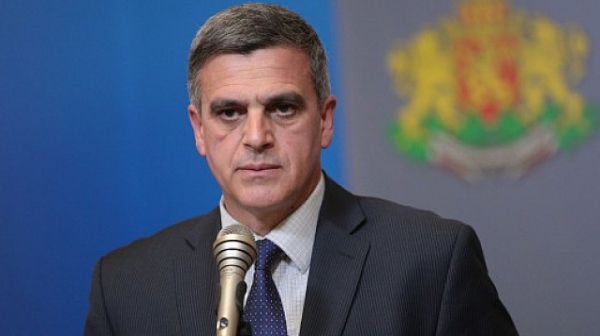 Военният министър Янев: България работи по 3 сценария при война между Русия и Украйна
