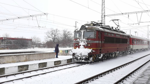 БДЖ информира за закъснения и отмяна на движението на някои влакове