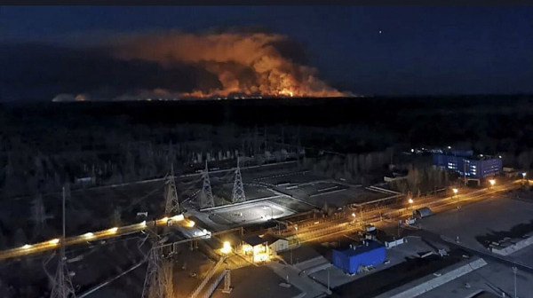 Върховната Рада съобщи за пожари край АЕЦ Чернобил. Радиационните рискове растат