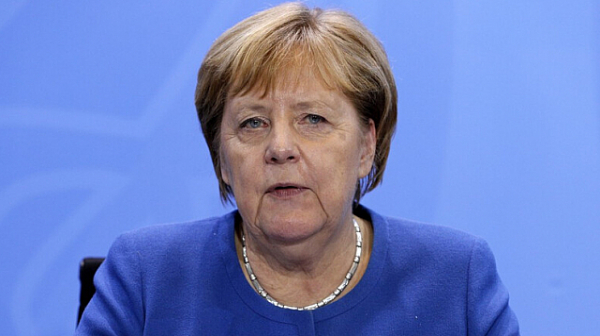 Меркел: Кривата на епидемията се изправя