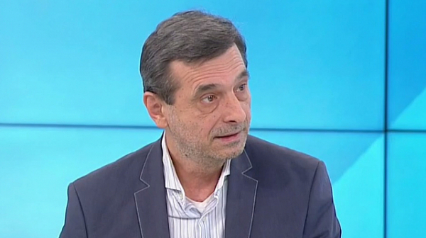 Димитър Манолов: Служебните министри непременно трябва да разберат къде се намират