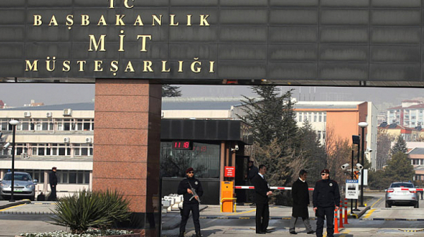 Доган и Борисов в сянката на турската МИТ. Отровният шербет