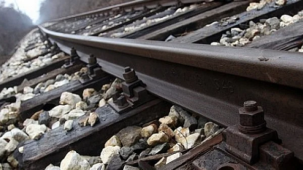 Влак блъсна и уби 37-годишен мъж край Перник