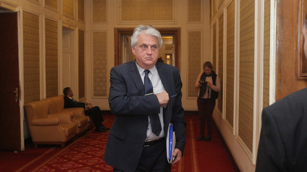 ГЕРБ викна Рашков на изслушване в НС, а едно време бойкотираше явяването на Борисов
