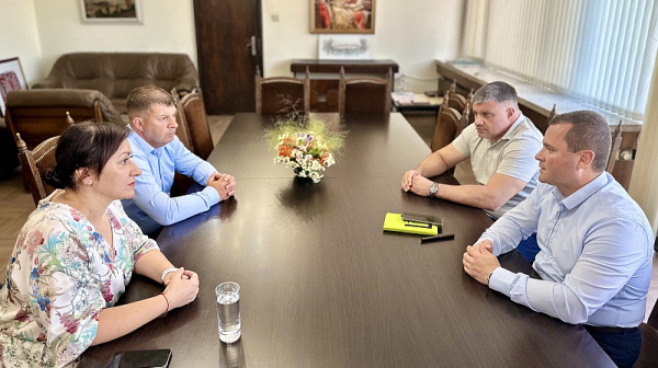 Кметът Пенчо Милков и депутатът Атидже Вели обсъдиха възможности за устойчивото развитие на Северния регион