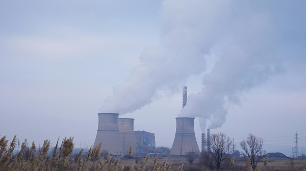 ”Грийнпийс”: България установява тревожни нива на замърсяване край ТЕЦ ”Бобов дол”