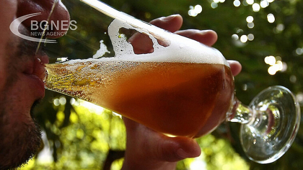 Проучване: Бирата остава най-популярната алкохолна напитка в САЩ