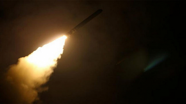 Няколко ракети полетяха към летището в Кабул