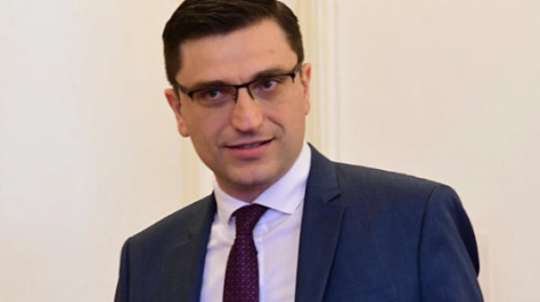 Венко Сабрутев: Ако гласуваш за ГЕРБ, получаваш нестабилност