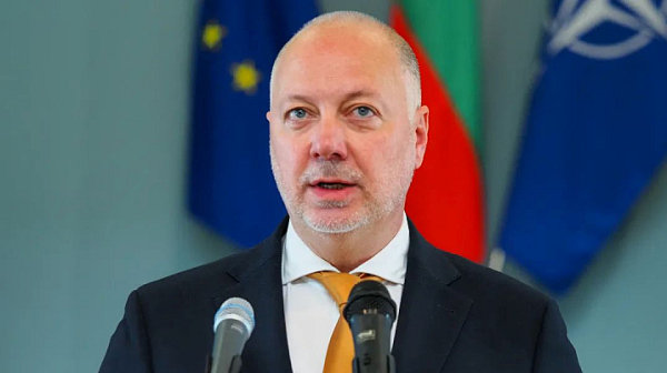 В кабинета вече обсъждат имена за особен управител на 