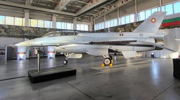 Българският F-16 полетя. Последни проверки