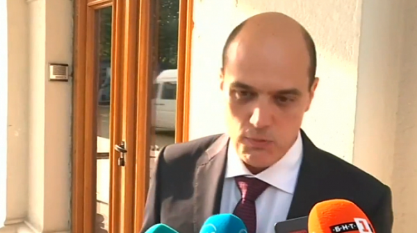 Зам.-министър Данаилов: Мораториумът върху цените може да падне до края на месеца