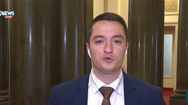Явор Божанков: Срамно е, че военната помощ за Украйна трябваше да сe доставя по ”втория начин”