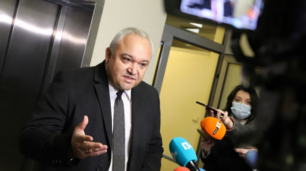 Правосъдният министър пита Гешев за спрени производства срещу бившия кмет на Пловдив
