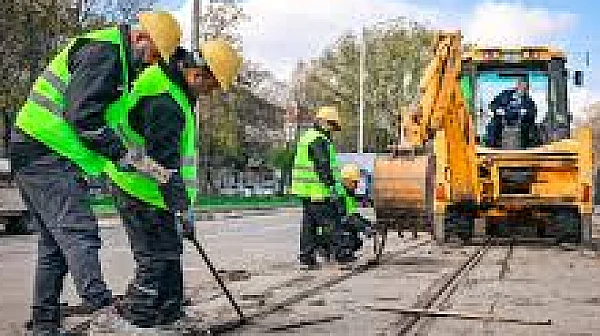 Подновиха ремонта на бул. „Александър Стамболийски“ в София