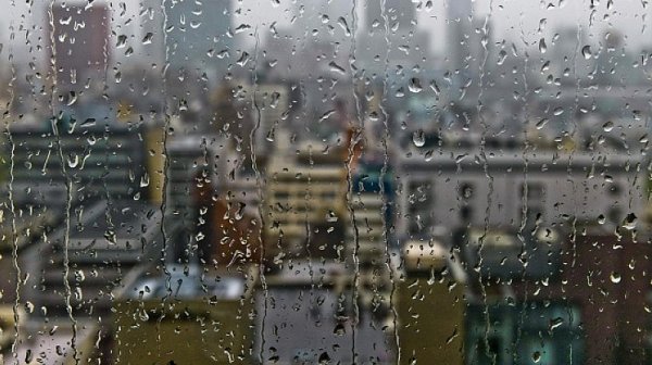 Астрономическата зима настъпва с мъгли и превалявания