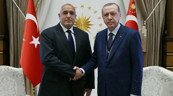 Споразумението между Борисов и Ердоган на дъното на историята, в която България е единствената страна в ЕС, връщала опоненти на турския лидер