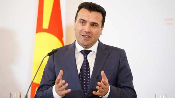 Заев призова българите да бъдат вписани в македонската конституция