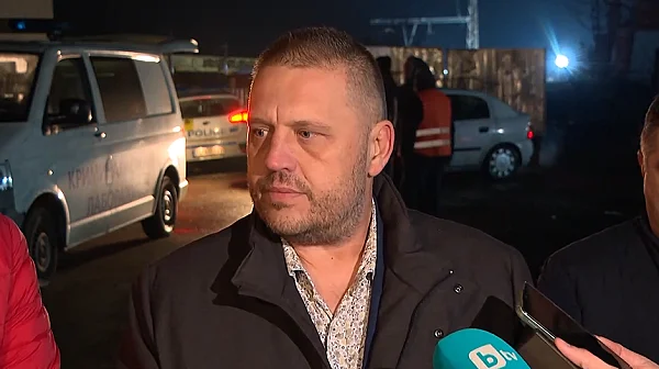 Бягство, маски и 80 000 евро: Инкасо автомобил обран в Ихтиман