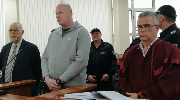 Увеличиха с 2 години присъдата на убиеца на Митко от Цалапица