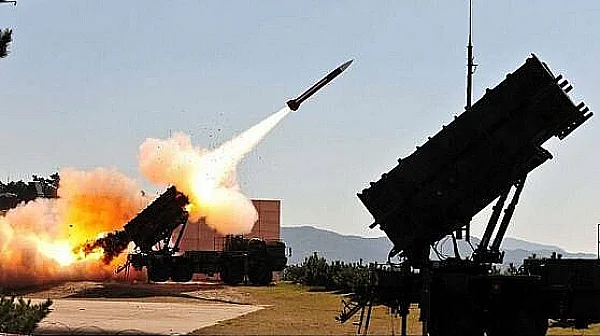 Израел удари Техеран, ирански ракети падат над Турция и Персийския залив