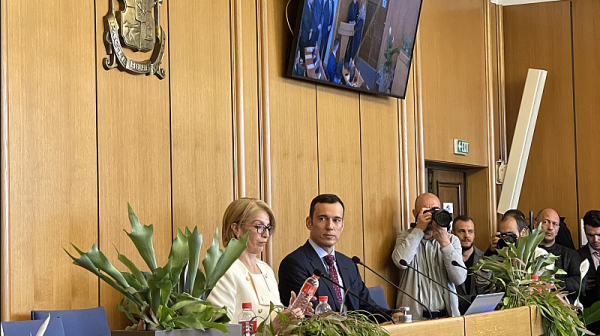 Заради доклад на Терзиев: Свикват извънредно заседание на общинските съветници в София