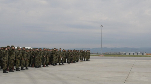 160 военнослужещи се прибраха след мисия на НАТО в Афганистан