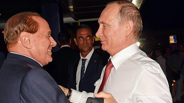 Скандално Берлускони опита да оправдае Путин