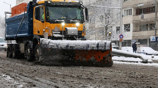 Ще изненада ли снегът София тази година? Снегорините са в готовност